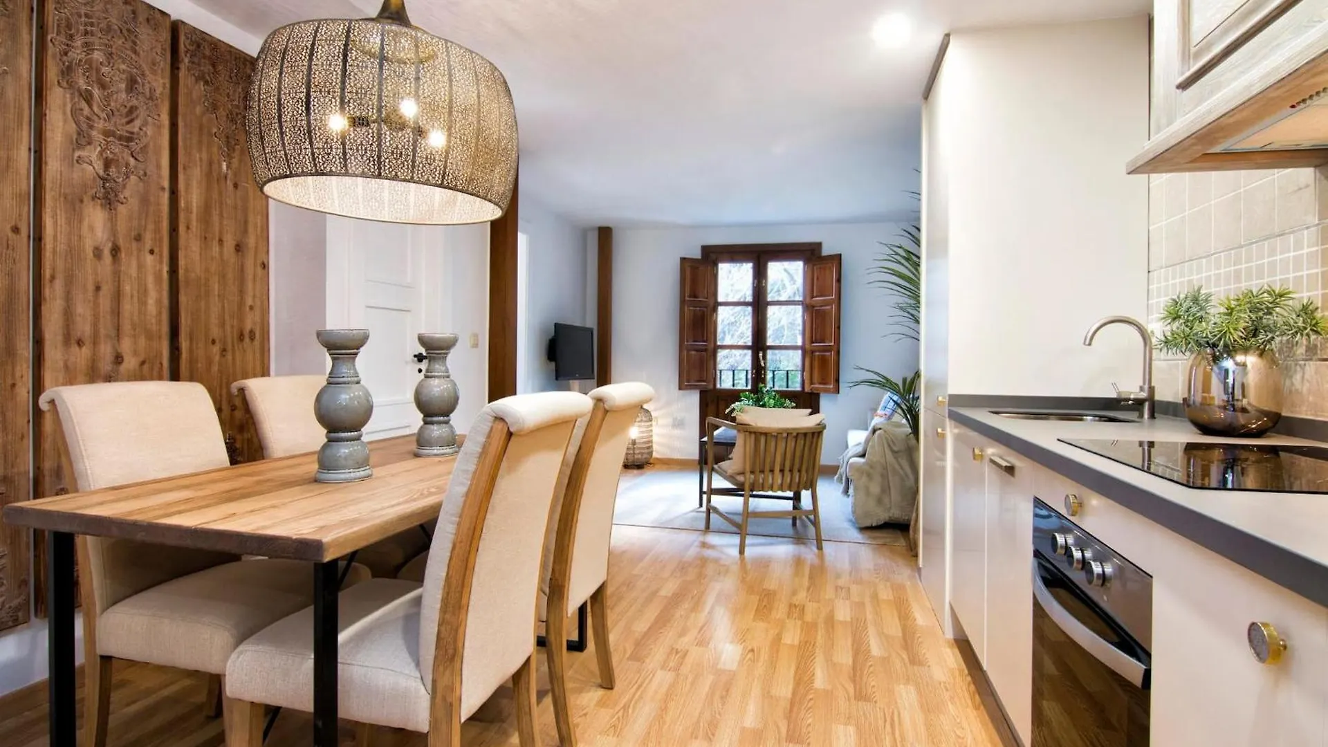 Luxury Alhambra Hideaway Apartment Granada