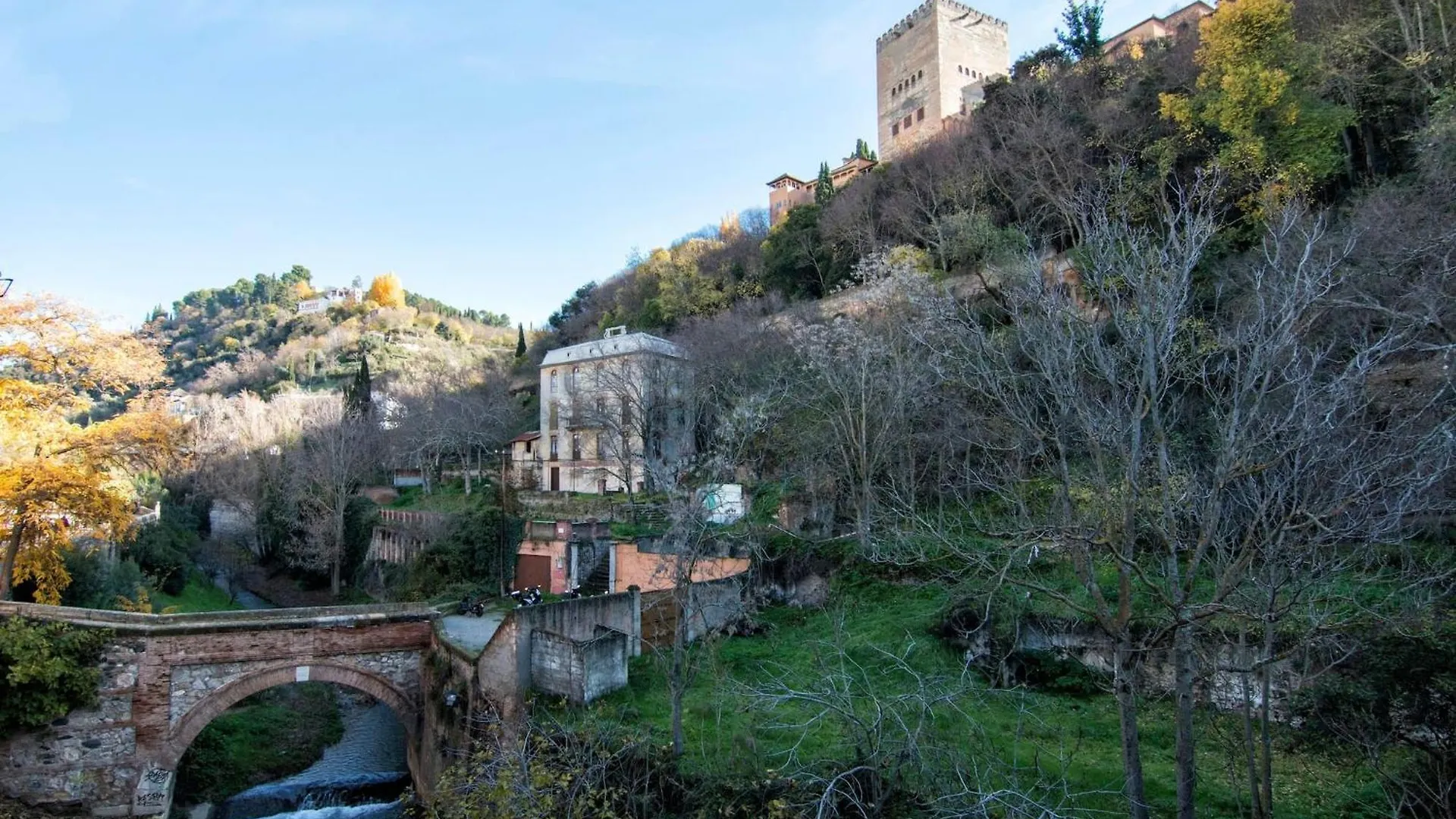 Luxury Alhambra Hideaway Apartment Granada
